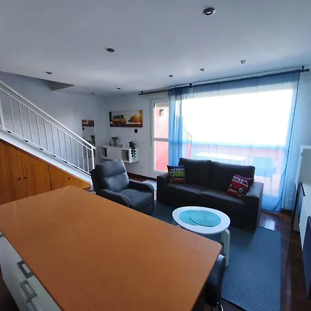 Duplex Surf Junto A La Playa Miengo